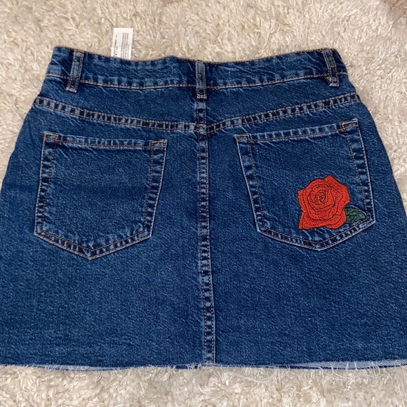 Zara Denim Mini Skirt - Picture 3 of 3